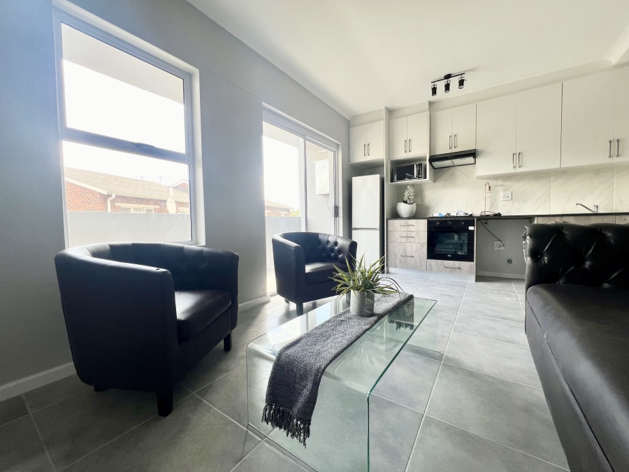 1 Bedroom Property for Sale in Table View Western Cape